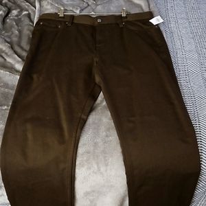 Banana Republic Traveler Chinos.BRAND NEW WITH TAGS!!